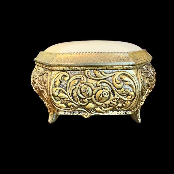 Vintage Sankyo Japan Gold Tone Hexagonal Trinket Music Box - Picture 6 of 11